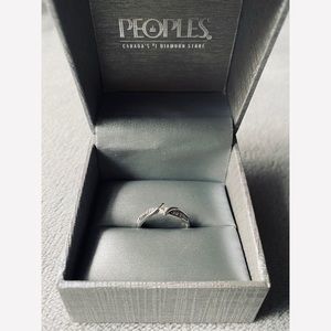 People’s Diamond Ring